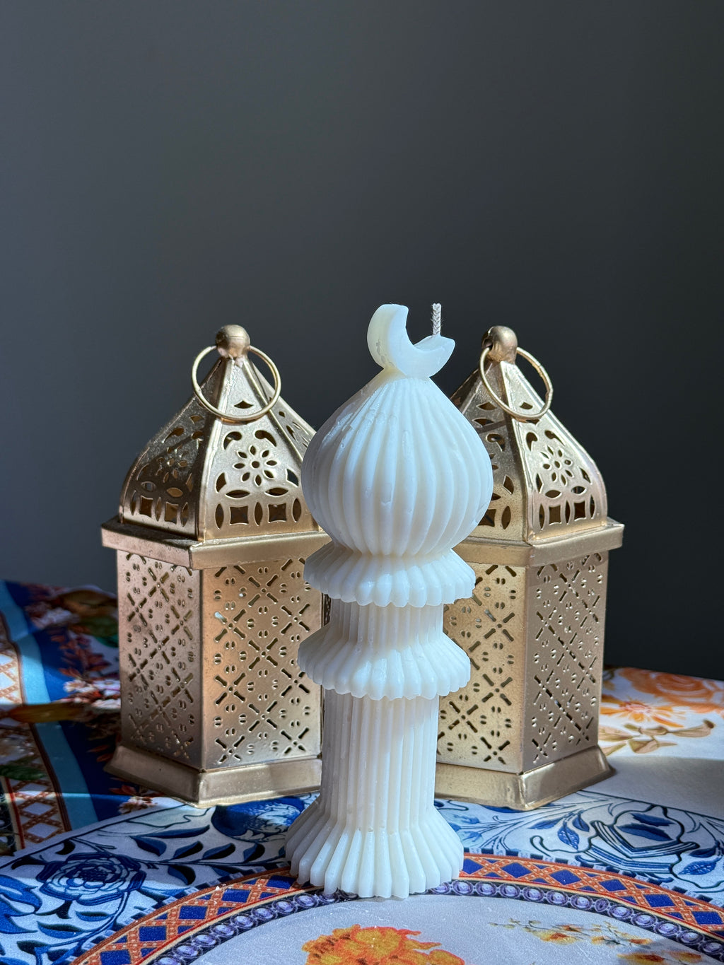 Dan Al Oud – Crescent Minaret Edition