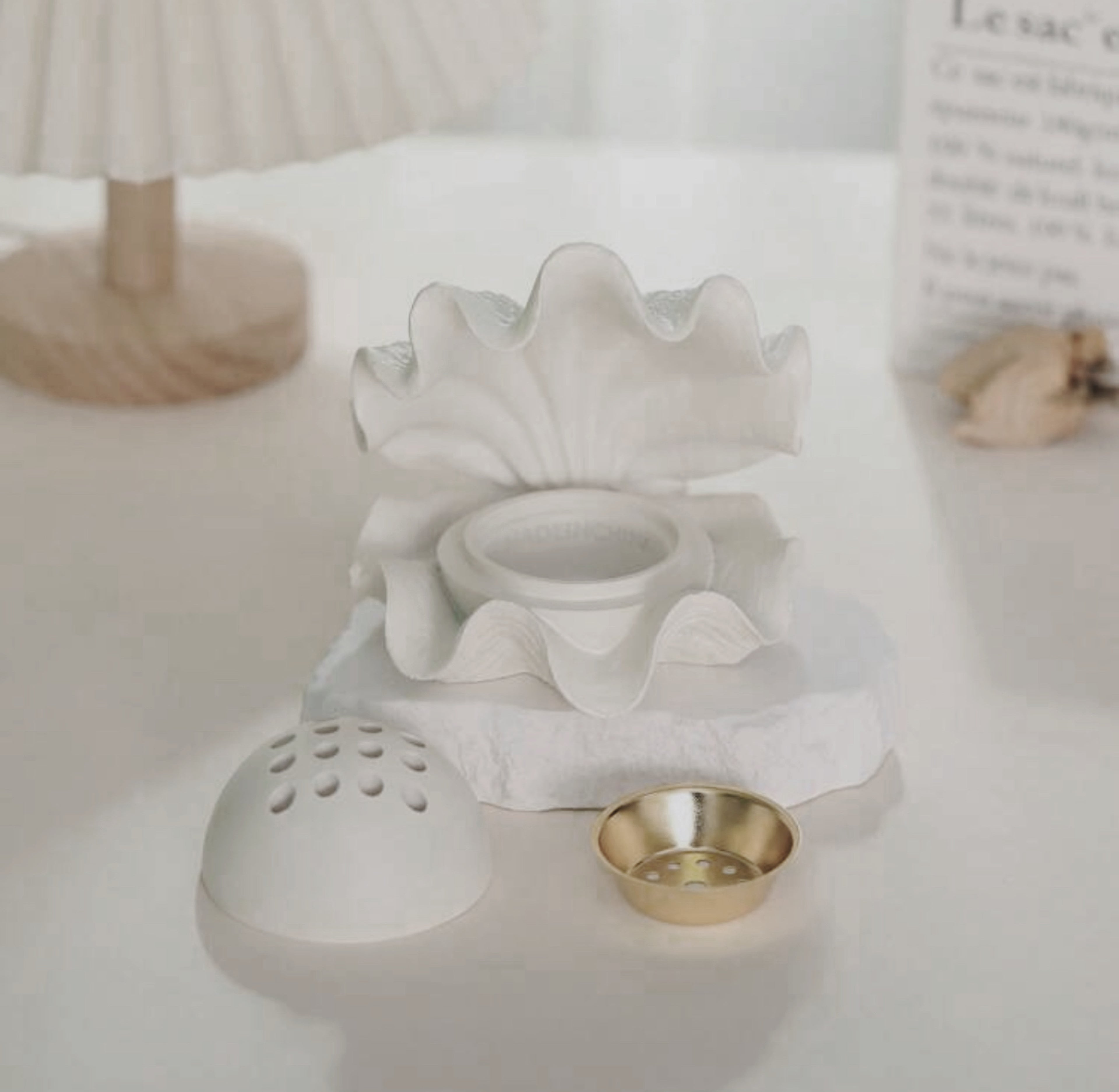 Seashell Incense Burner – Ceramic Aromatherapy Holder