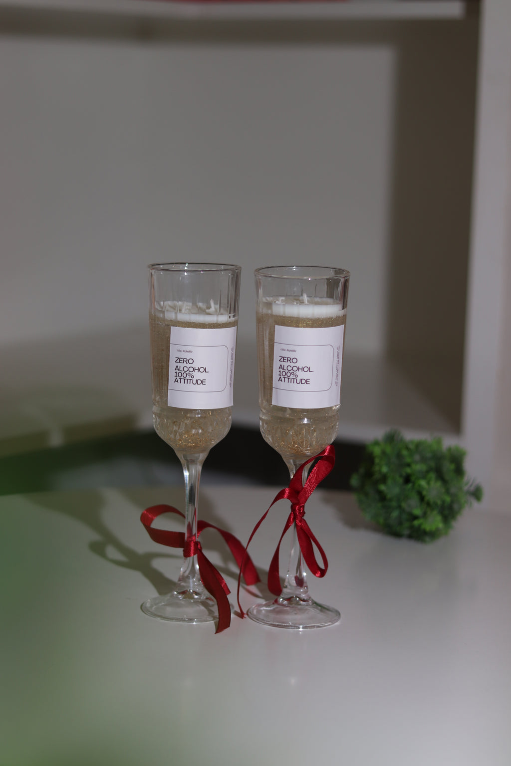 Champagne Glow Candle – Luxe Bubbly Scent
