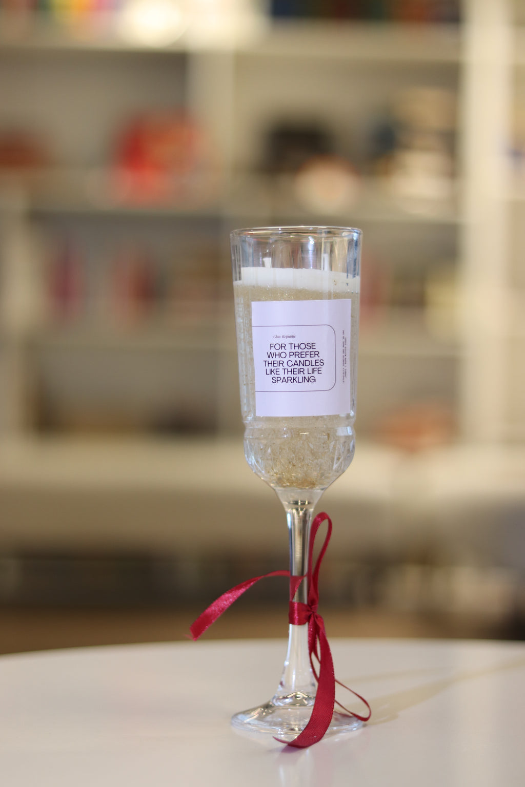 Champagne Glow Candle – Luxe Bubbly Scent