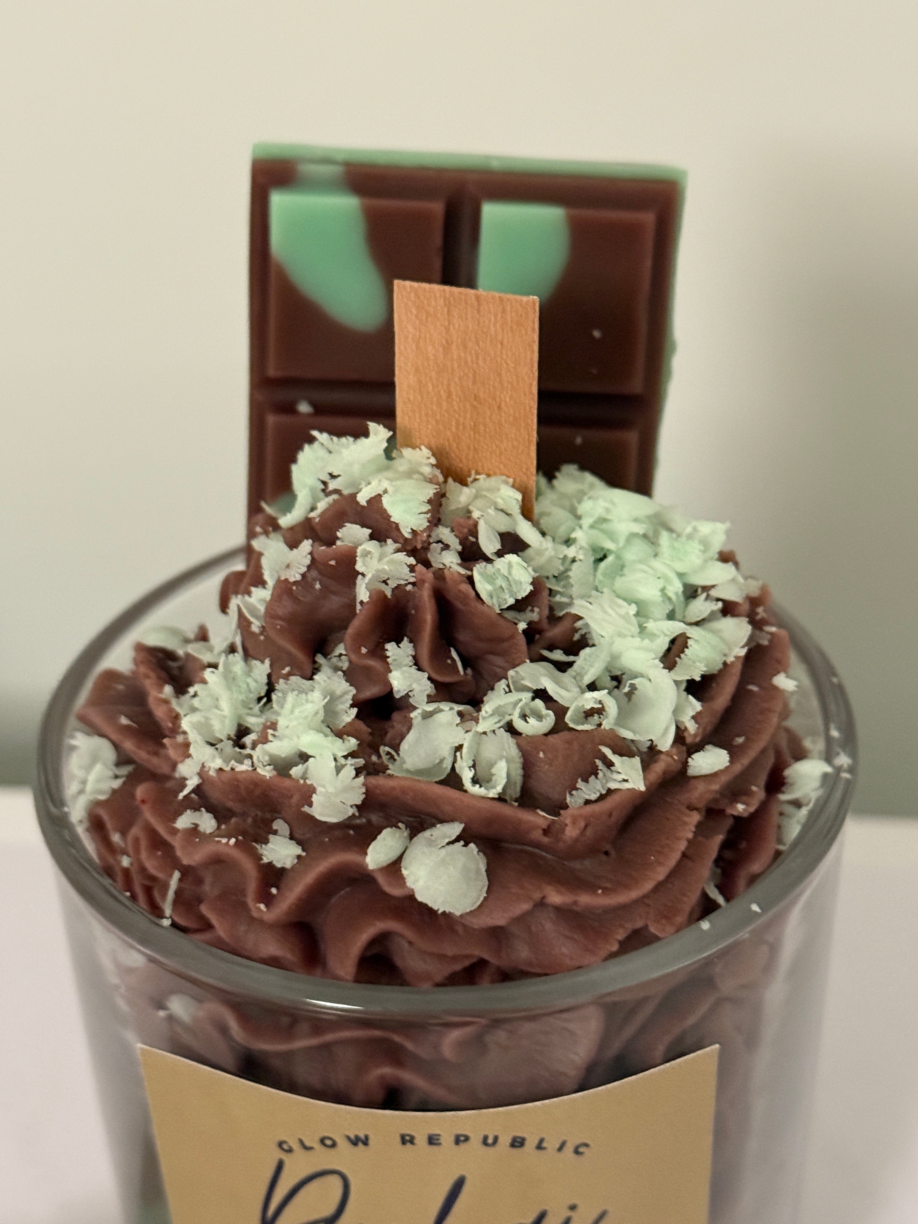 Dubai Chocolate Dream Candle